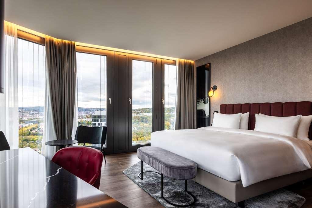 Radisson Blu Hotel At Porsche Design Tower Stuttgart Pokój zdjęcie