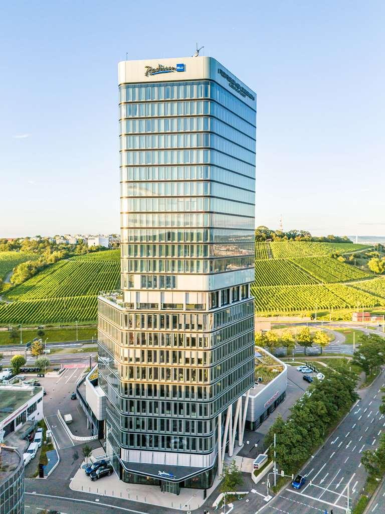 Radisson Blu Hotel At Porsche Design Tower Stuttgart Zewnętrze zdjęcie